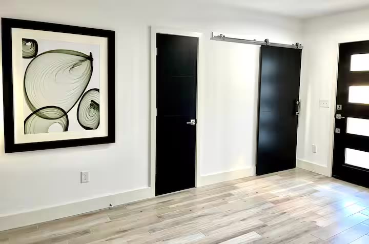 Modern All-En-Suite Home - Entry Hallway Modern All-En-Suite Home entry hallway at a direct-booking vacation rental in Phoenix, Arizona
