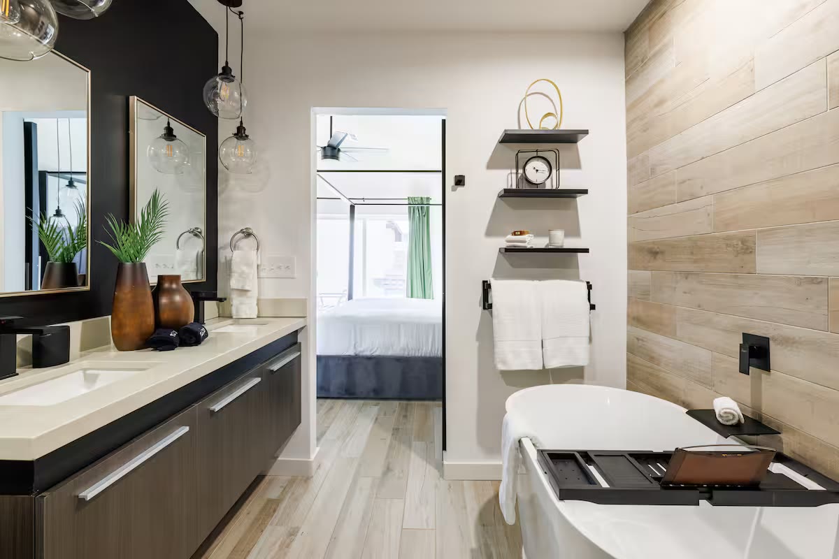 Modern All-En-Suite Home - Bathroom Shower Modern All-En-Suite Home bathroom shower at a direct-booking vacation rental in Phoenix, Arizona