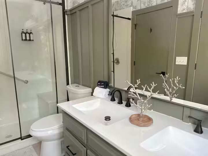 The Angler's Canoe Lake House - Bathroom Shower The Angler's Canoe Lake House bathroom shower at a direct-booking vacation rental in Cedar Bluff, Alabama